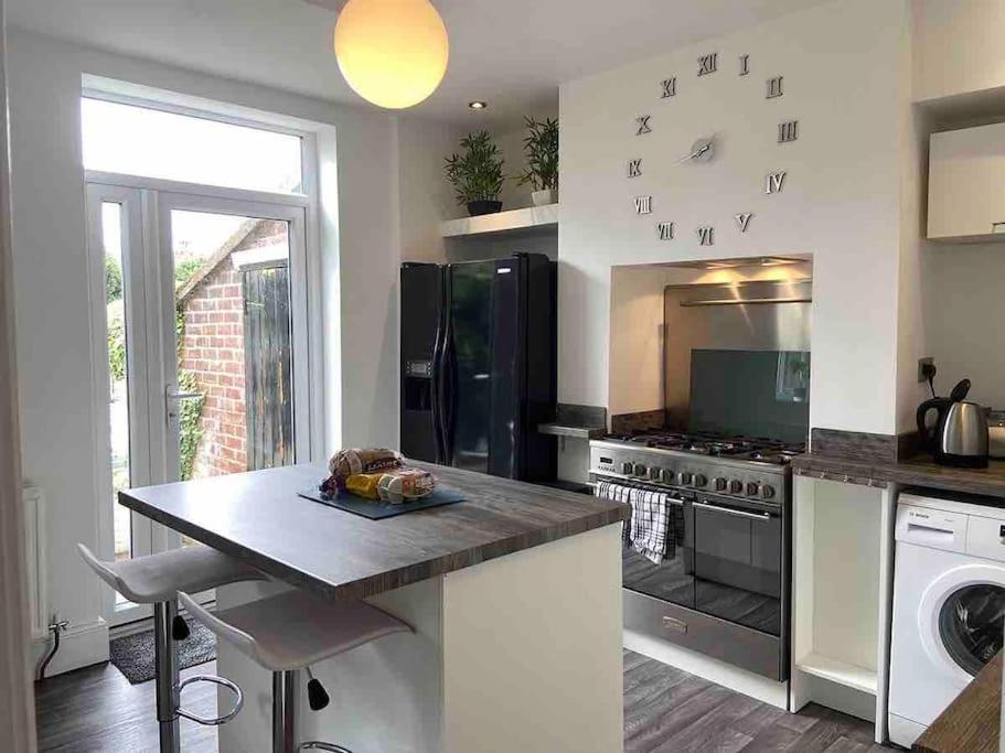 Villa 2 Bed Sleeps 6 Beach Retreat St Annes On Sea Lytham St Annes Exterior foto